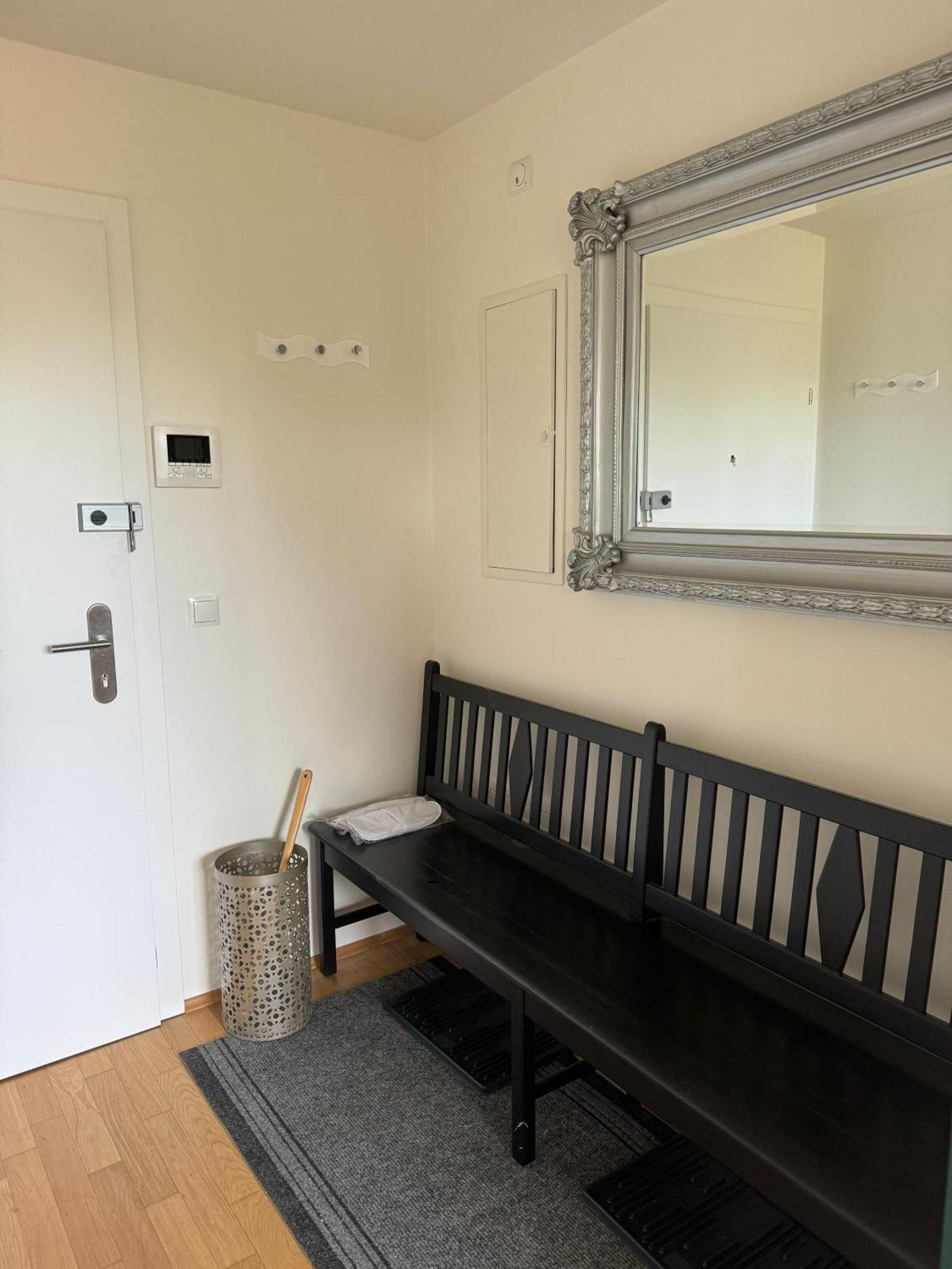 Reside In The Golden Wave Apartment Graz Exterior photo